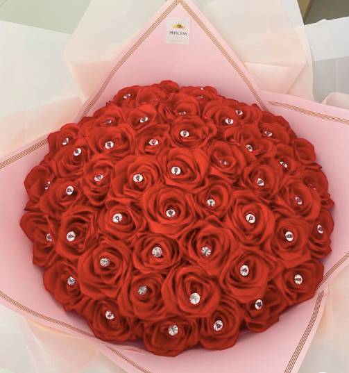 50 CLASSIC RED DIAMOND ETERNAL BOUQUET